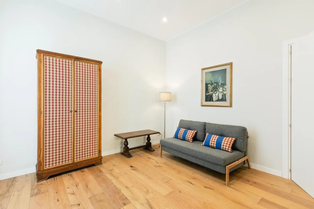 Nothotel Palermo Central Bright Apartment Italy